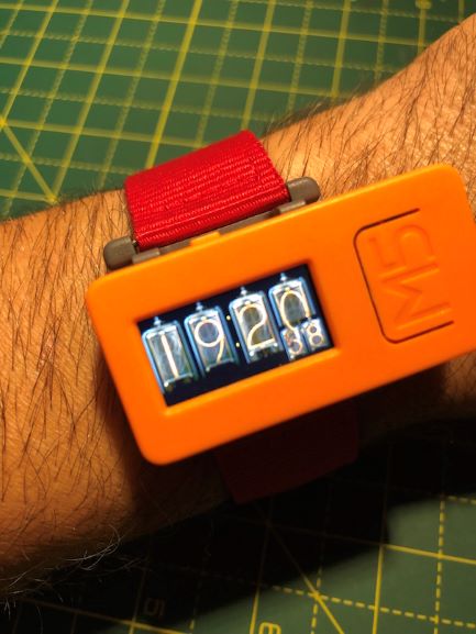 0_1560588967897_Nixie_Clock_M5StickC_mini.JPG