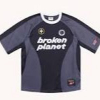 Broken_Planet_T-Shirt